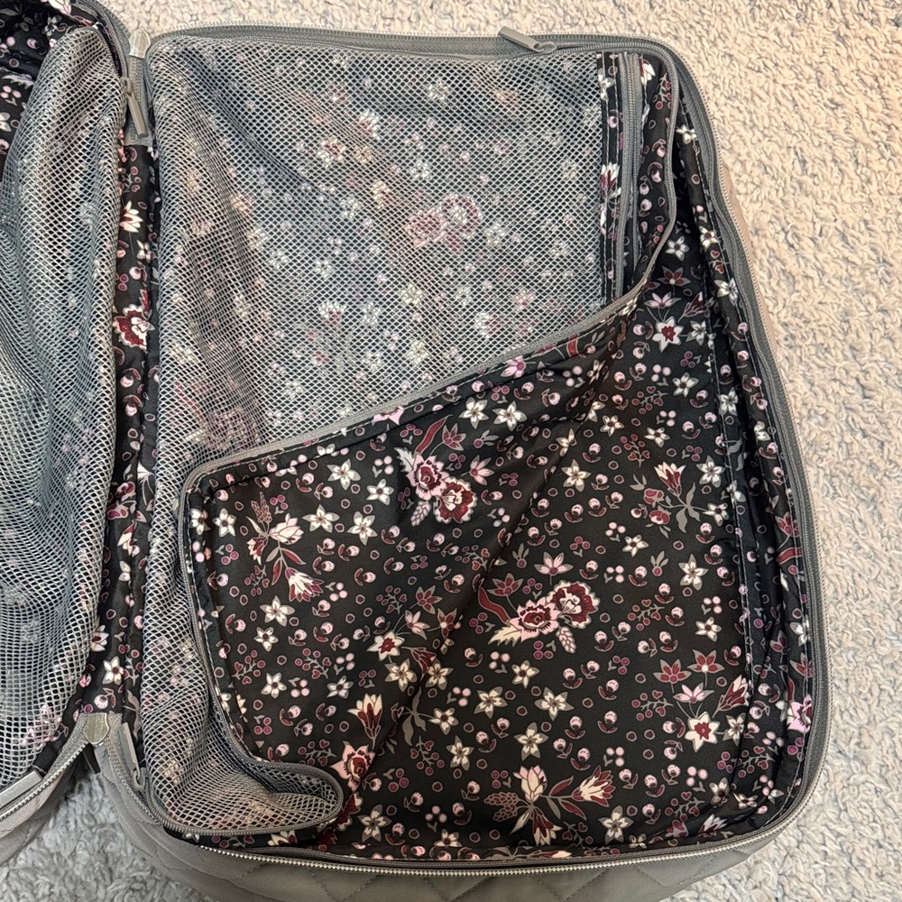 Vera Bradley travel backpack - Picture 2 of 12
